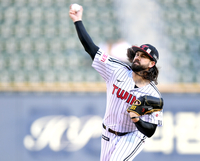 정체성은 ‘속구’, 사령탑과 동상이몽 아닌 LG 켈리 자신감 “스플리터 비율 더 올릴 것” [SS스타]