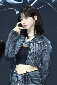 [포토]에스파 카리나, 깜찍 하트