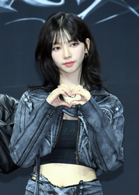 [포토]에스파 카리나, 사랑스런 하트