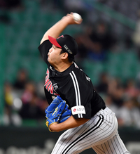 [포토]‘8회말 책임진’ 성동현