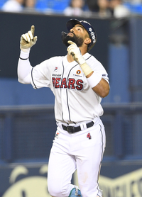 [포토]두산 라모스, 시즌 5호 홈런 세리머니