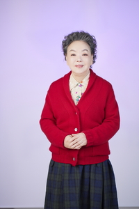 배우 김수미, 활동 중단…피로 누적으로 입원