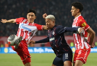 ‘2관왕’ 황인범, 리그 최우수선수 ‘우뚝’…빅리그 진출 가능성까지 UP