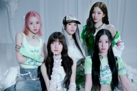 우아, 패션 브랜드 日 모델 발탁…“밝고 건강한 에너지 브랜드 이미지와 부합”