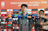 [포토]축구국가대표팀의 김도훈 감독