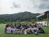 홍천군 창촌초·원당초 학부모회, 바자회 수익금 이웃돕기 성금 기탁