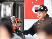 “비싼 고기 먹어서 그런지 다 잘했다” 김경문 감독과 회식 효과 증명한 최재훈 [SS스타]