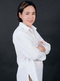 신성훈 감독, ‘혼자 떠난다’는 글 남기고 잠적…소속사 측 “도와달라”