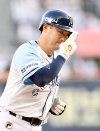 [포토]두산 양석환, 솔로 홈런으로 한 걸음 더!