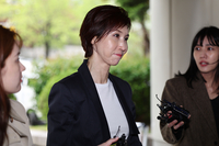 노소영 전 비서, 21억 빼돌렸다…재판서 선처 호소