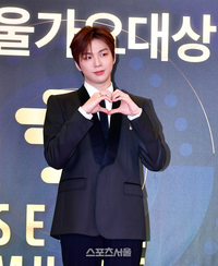 강다니엘 150억원대 고소전 끝 소속사와 결별 “5년 여정 막 내린다”