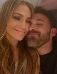 ‘20년만 재회했는데…’ 제니퍼 로페즈♥벤 애플렉, 파경 가시화 820억원 신혼집 매물로 나왔다[할리웃톡]