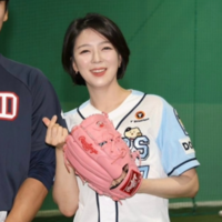 국힘 배현진, 14년 만에 시구 후 논란…“정치인과 시민의 시선 확실히 달라”