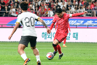 [포토]슛하는 손흥민