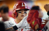 [포토]‘출루트레인 추신수’ 3안타에 동점득점까지