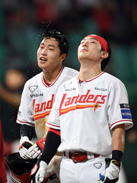 [포토]‘지환이가 못했으면 내가 했을겨!’
