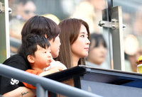 [포토]‘남편 잠실경기 빠질 수 없죠’ 배지현