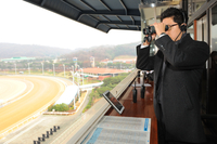 한국마사회, ‘출입금지구역’ 경마심판 심의실 특별 참관 프로그램 운영