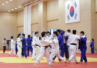 ‘유도 강국’ 재현! 파리올림픽 향하는 韓 남자 유도 대표팀 황희태 감독 “남녀 합쳐 메달 10개 목표” [SS현장]