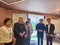 행안부 김민재 차관보, 홍천군 청년마을 ‘와썹타운’ 방문