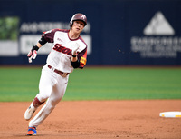 [포토]빠른 발로 홈런 만드는 키움 김혜성