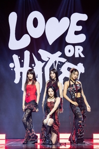 “열정으로 불태우겠다!” 반항적 매력 장착한 하이키, 올 여름 더 ‘뜨거워지자’[SS현장]