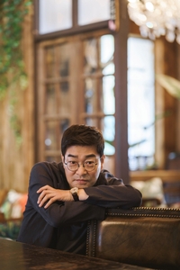 손현주, 형제상 비보…슬픔 속 빈소 지켜