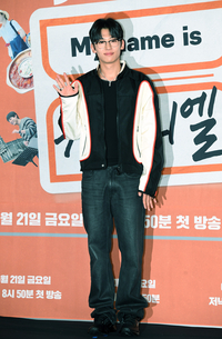 배우 김지호, “요가는 나를 단단하게, 그리고 솔직하게 만들었다”