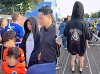 전지현, 훈남 남편과 독일서 유로 직관…훌쩍 자란 두 아들도 동행