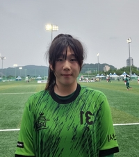 ‘승부차기 선방쇼’로 대경대 결승행 이끈 GK 홍유진 “같은 팀이었던 울산과학대 상대, 자신 있었죠”[여왕기]