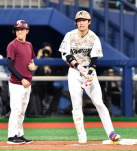 [포토] ‘2회말 3루타’ 김혜성