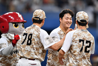 [포토] ‘무사 1,2루 위기 막아낸’ 조상우