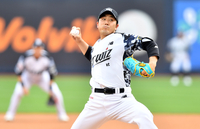 [포토]‘1회초 1실점’ 조이현