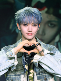 [포토]하트 만들어 보이는 올아워즈 현빈