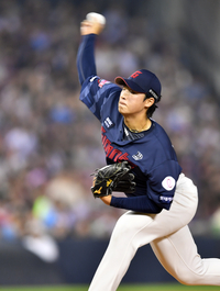 [포토]‘6회말 등판한’ 이민석