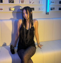 귀엽고 섹시하고 다하네…제니, ‘인간샤넬’의 시스루 패션