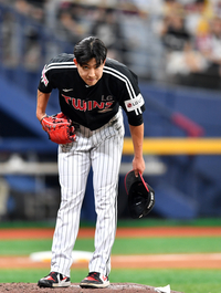 [포토]‘도슨에 사과’ 이상영