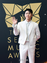 영탁, 서울가요대상 6월 팬투표 4관왕…4개월 연속 1위