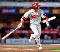 ‘4:2→4:4→7:4 스펙터클 8회’ SSG, 롯데 제압 2연패 끝…롯데 ‘자멸’ 3연패 [SS문학in]