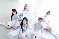 KIA타이거즈, ‘걸그룹 ARTMS’ 승리기원 시구 시타