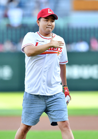 [포토]‘나도 랜더스!’개그맨 김승진