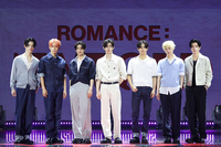 엔하이픈 “선주문 220만장, 듣고 깜짝 놀라…뿌듯하다”