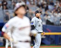 [포토]‘수비좋다!’ 류현진