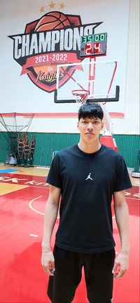 명예회복 노리는 SK 김선형 “책임감 더 생기는 시즌” [SS인터뷰]