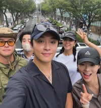 이장우, ‘나 혼자 산다’ 하차 하나...여자친구 조혜원과 커플여행 떠났다