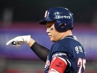 “최원준 내려갈 때까지 기다린 것 같다” ‘전력의 절반’ 양의지의 책임감, 사령탑도 반했다 [SS백스톱]