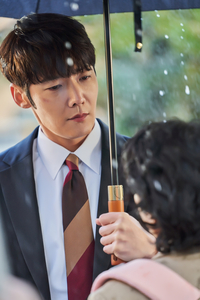 최진혁, ‘낮밤녀’ 흥행 이어 이정은과 한솥밥…애닉이엔티와 전속계약