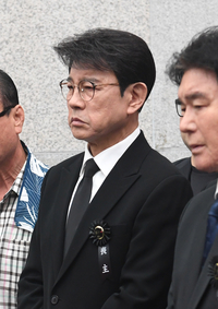 [포토]비통한 표정의 설운도