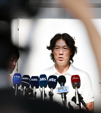 홍명보 감독, 주장 손흥민과 면담…김민재-이재성도 만날 예정