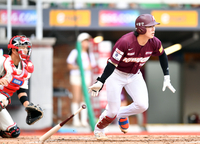 [포토]‘4회초 동점타’ 김혜성